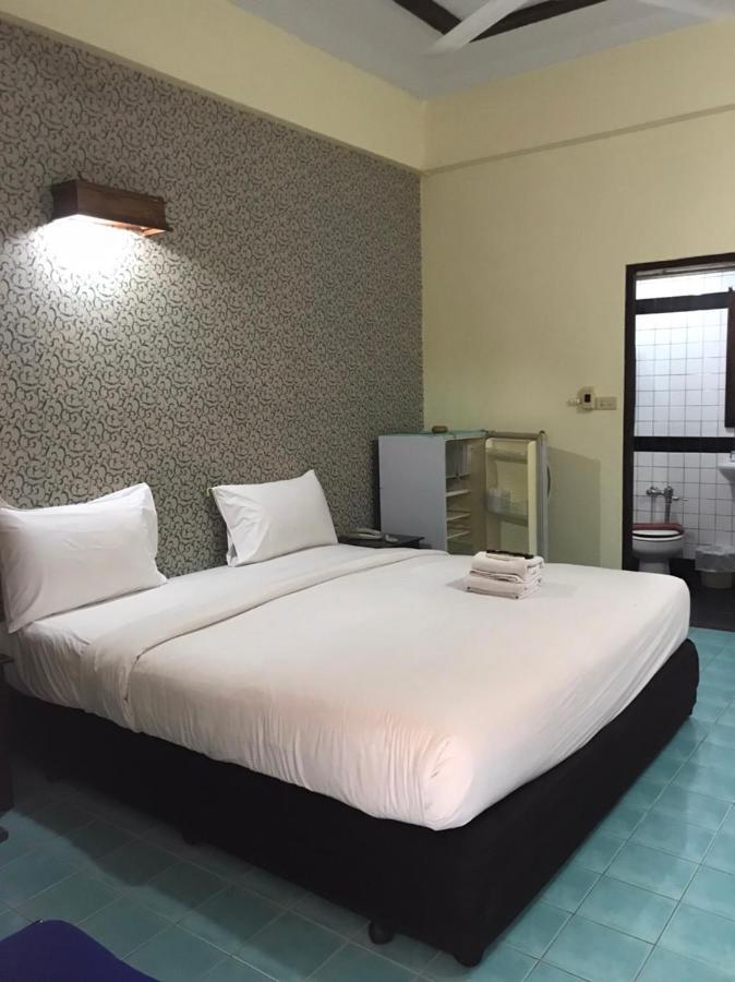 Sutus Court 7 Hotel Pattaya Eksteriør billede