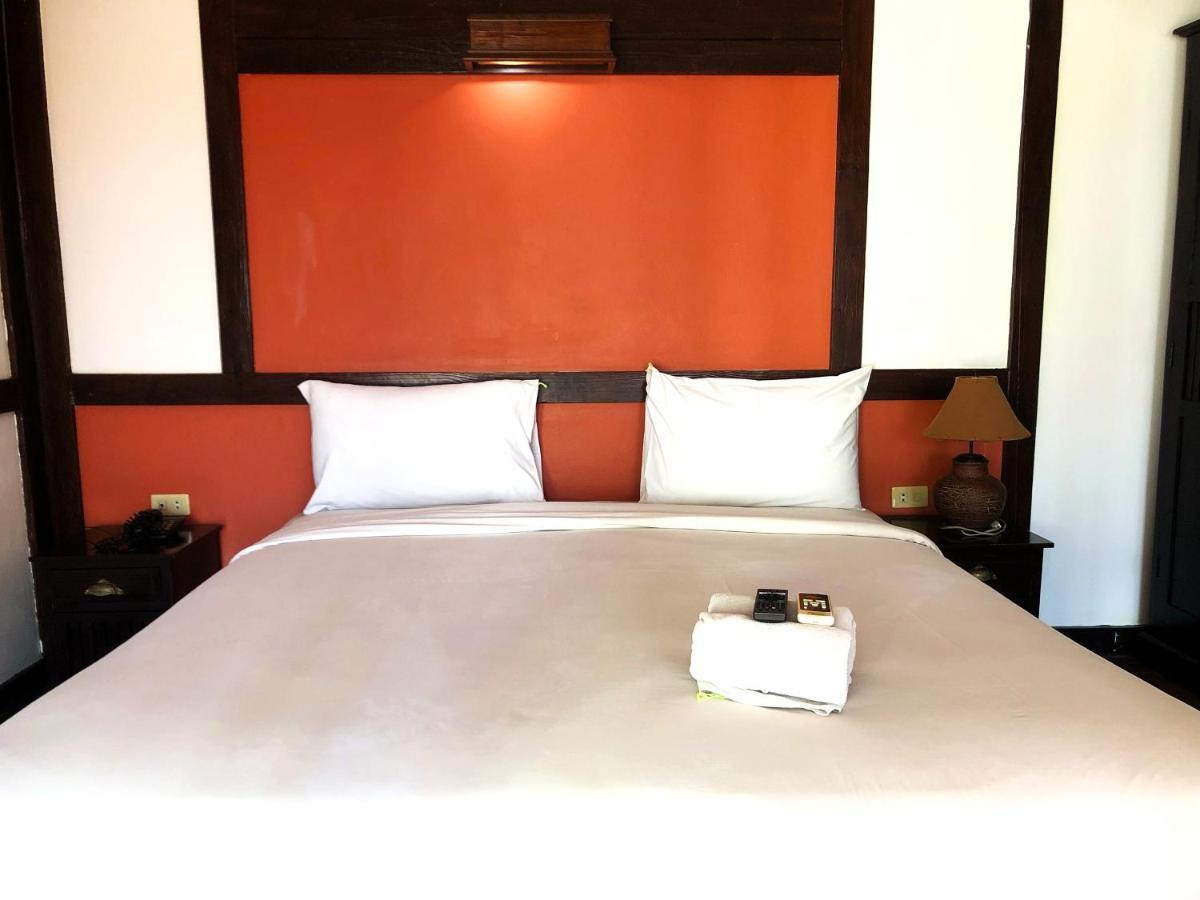 Sutus Court 7 Hotel Pattaya Eksteriør billede
